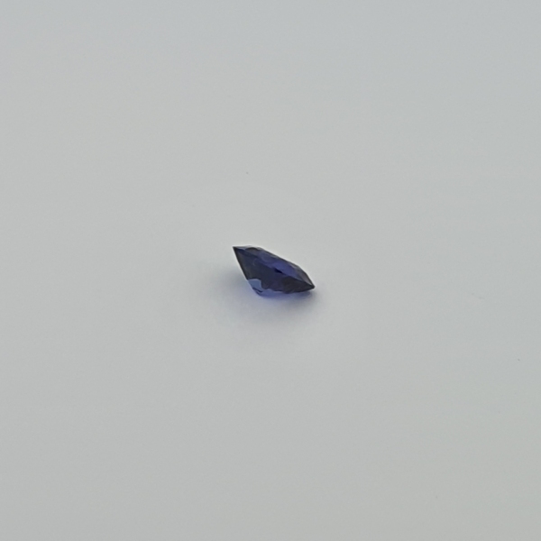 1.51ct Natural Color Change Sapphire - Image 3