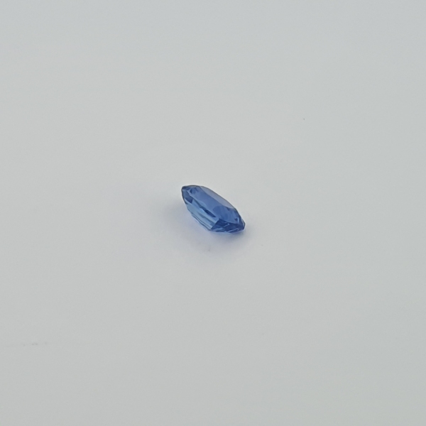 0.85ct Natural Sapphire - Image 2